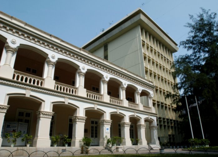 【親子好去處】香港天文台開放日2019_黃巴士