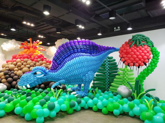 全港最大氣球藝術展 - 恐龍世界大冒險_黃巴士
