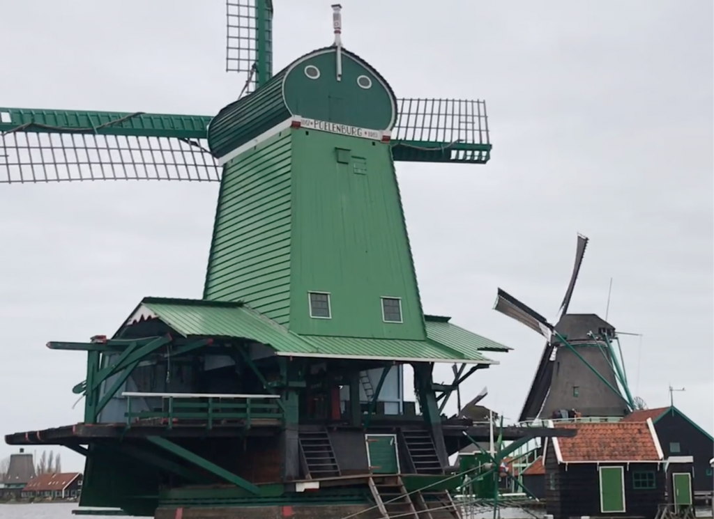 【荷蘭親子遊】Zaanse Schans贊斯堡風車村  參觀風車大開眼界_黃巴士