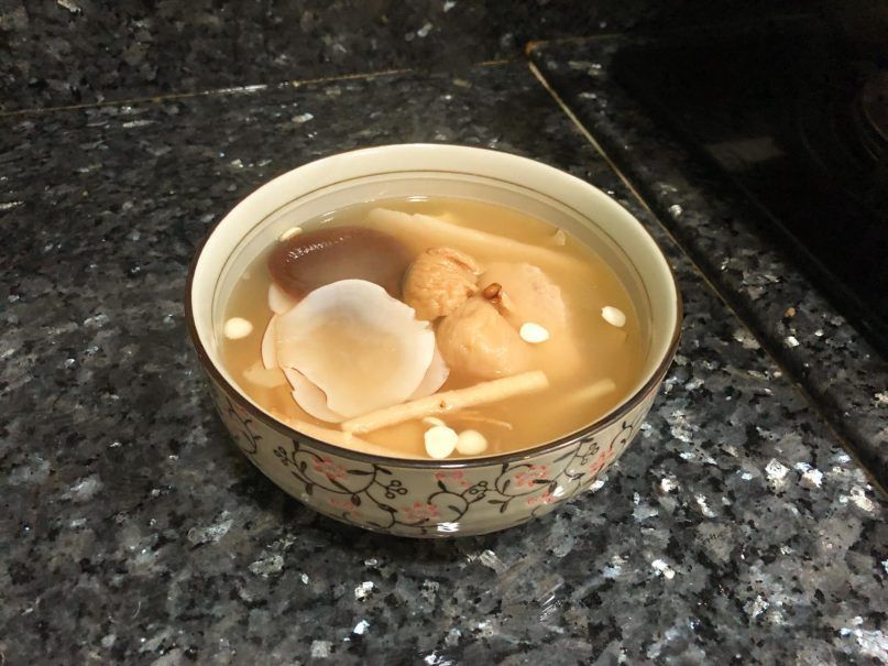 【湯水食譜】沙參玉竹淮山海底椰瘦肉湯 提高免疫力_黃巴士