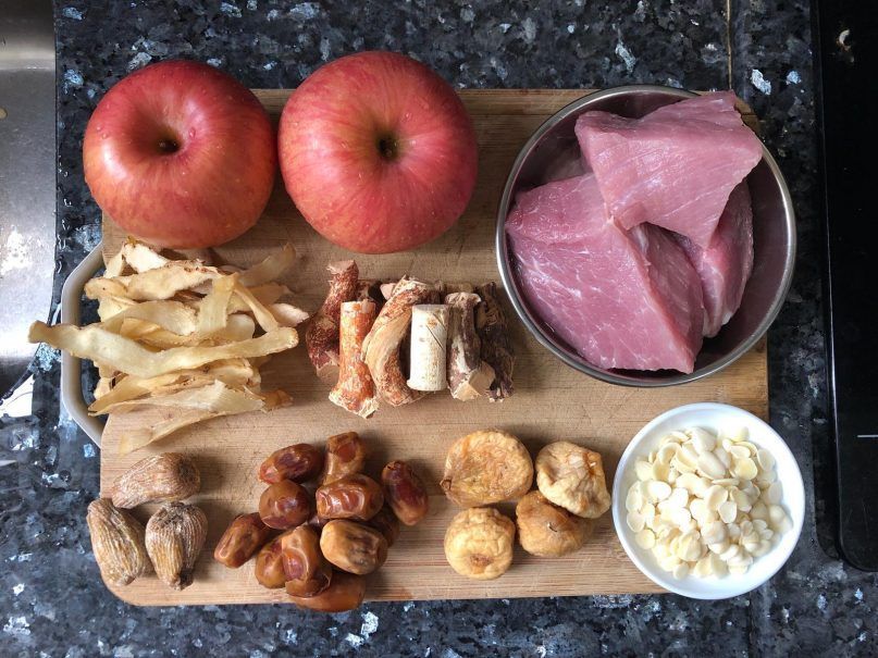 【潤肺止咳】五指毛桃玉竹雙棗蘋果瘦肉湯_成洛媽媽_黃巴士