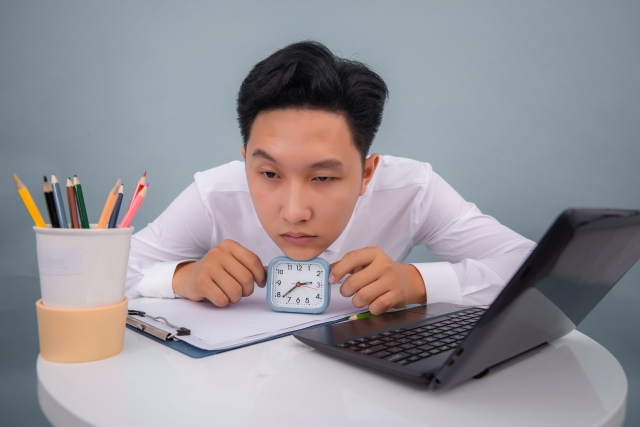 BB出生令父母睡眠不足_黃巴士